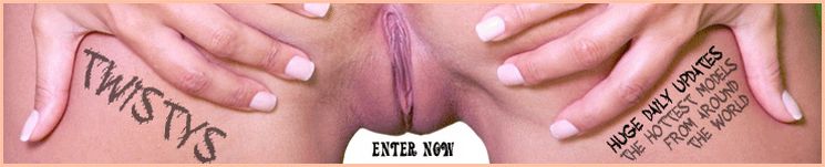 молодой девочке кончают внутрь